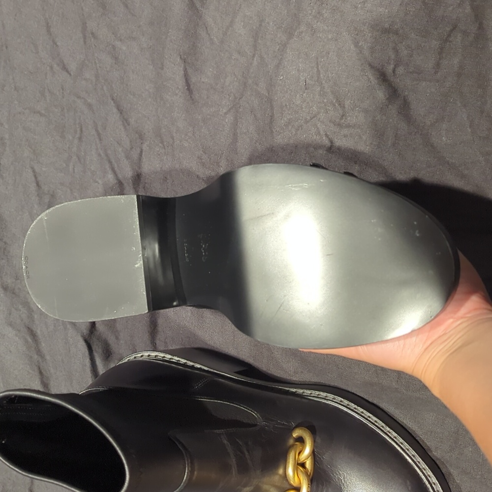 Coach Kenna Bootie Size 9 Black Leather Ankle Boots with Gold Chain Detail - Picture 7 of 10